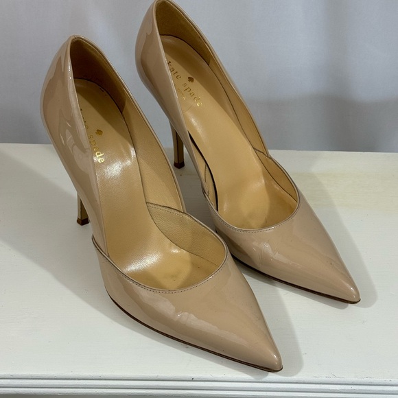 EUC: Kate Spade Powder/Cream/Tan Patent leather pumps - Picture 4 of 8
